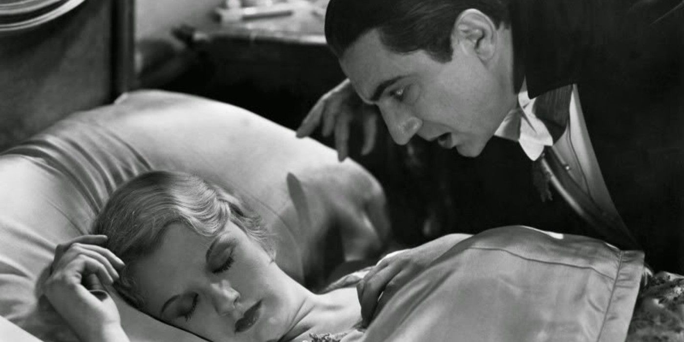 Dracula griner over en sovende Lucy 